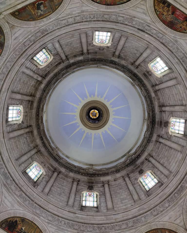 Inside Victoria Memorial dome