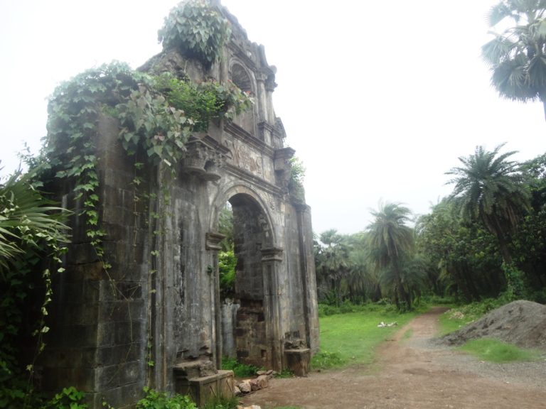 A Weekend Visit to Vasai Fort-The Ruined Beauty