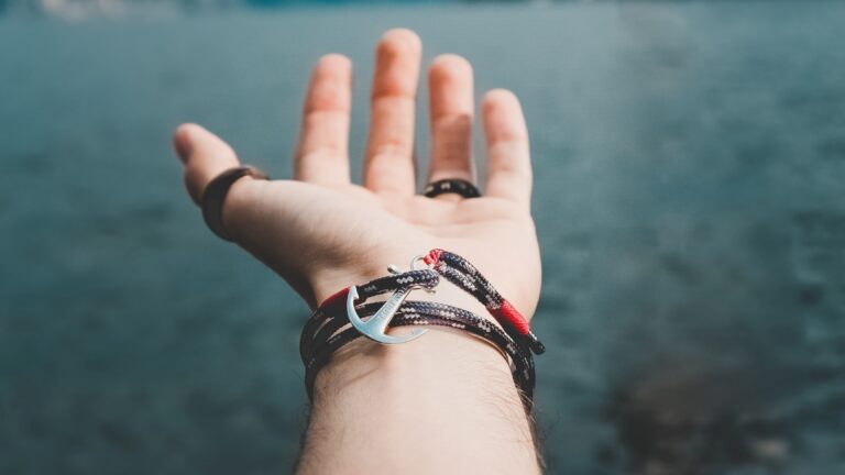 Most Popular Bracelets Trending Today