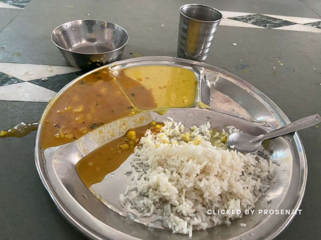 Lunch at Manikaran Gurudwara