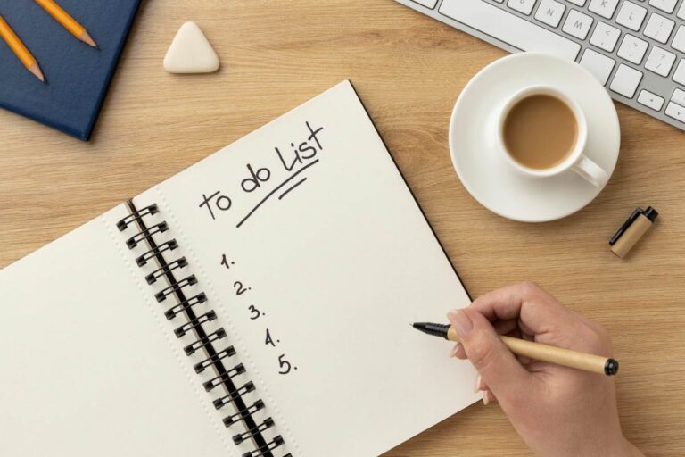 Conquer Your To-Do List: 3 Simple Hacks for Maximum Productivity