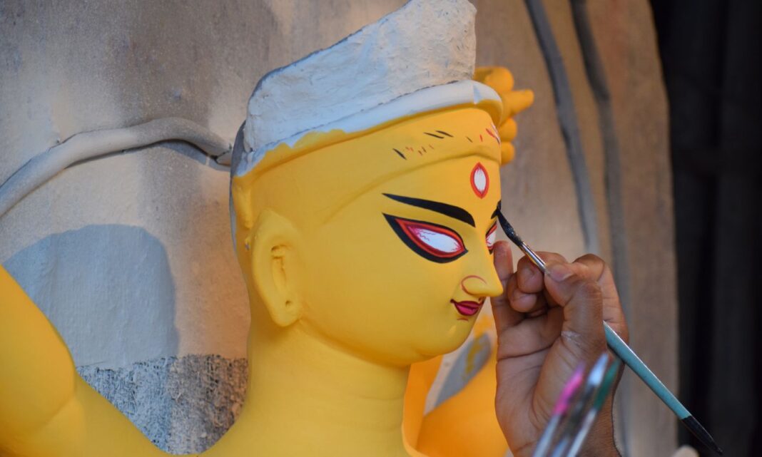 Kumartuli Chokkhu Daan