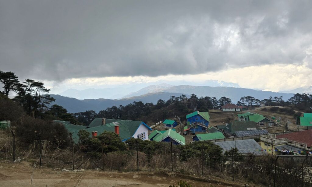 Clouds gathered over Sandakphu as the mountains slowly disappeared behind the mist.