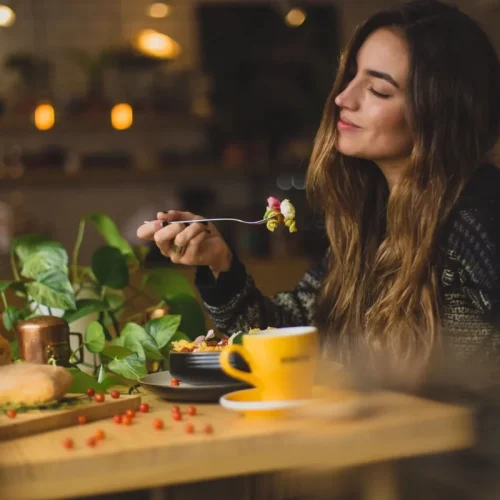 Mindful Eating: How Can It Enhance Your Food Choices?